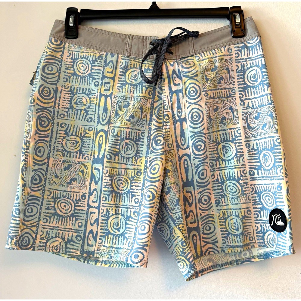 Quiksilver Highline Mens Board Shorts Sz31 Blue Gray Geometric Drawstring Trunks